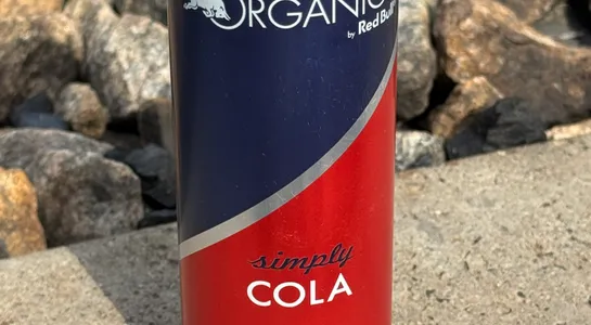 Redbull organics simply cola