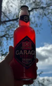 Garage hardcore pomegranate fizz