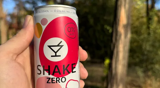 Shake zero pomegranate punch