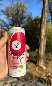 Shake zero pomegranate punch